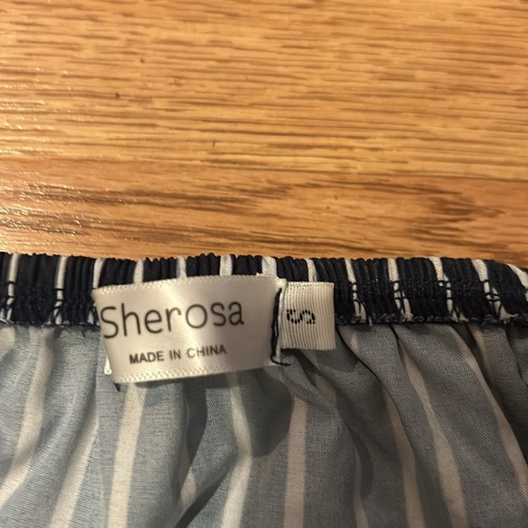 Off the shoulder black and white stripped short sleeved shirt - Picture 2 of 5